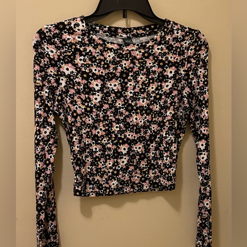 Wild Fable Floral Long Sleeve Crop Top Size Small